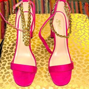 Pink heels with gold chain